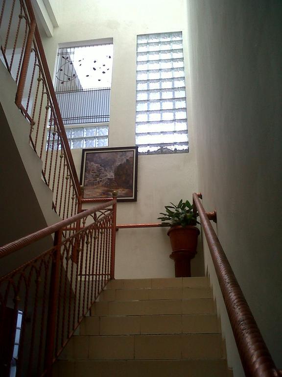 Gloria Amanda Hotel Yogyakarta Exterior photo