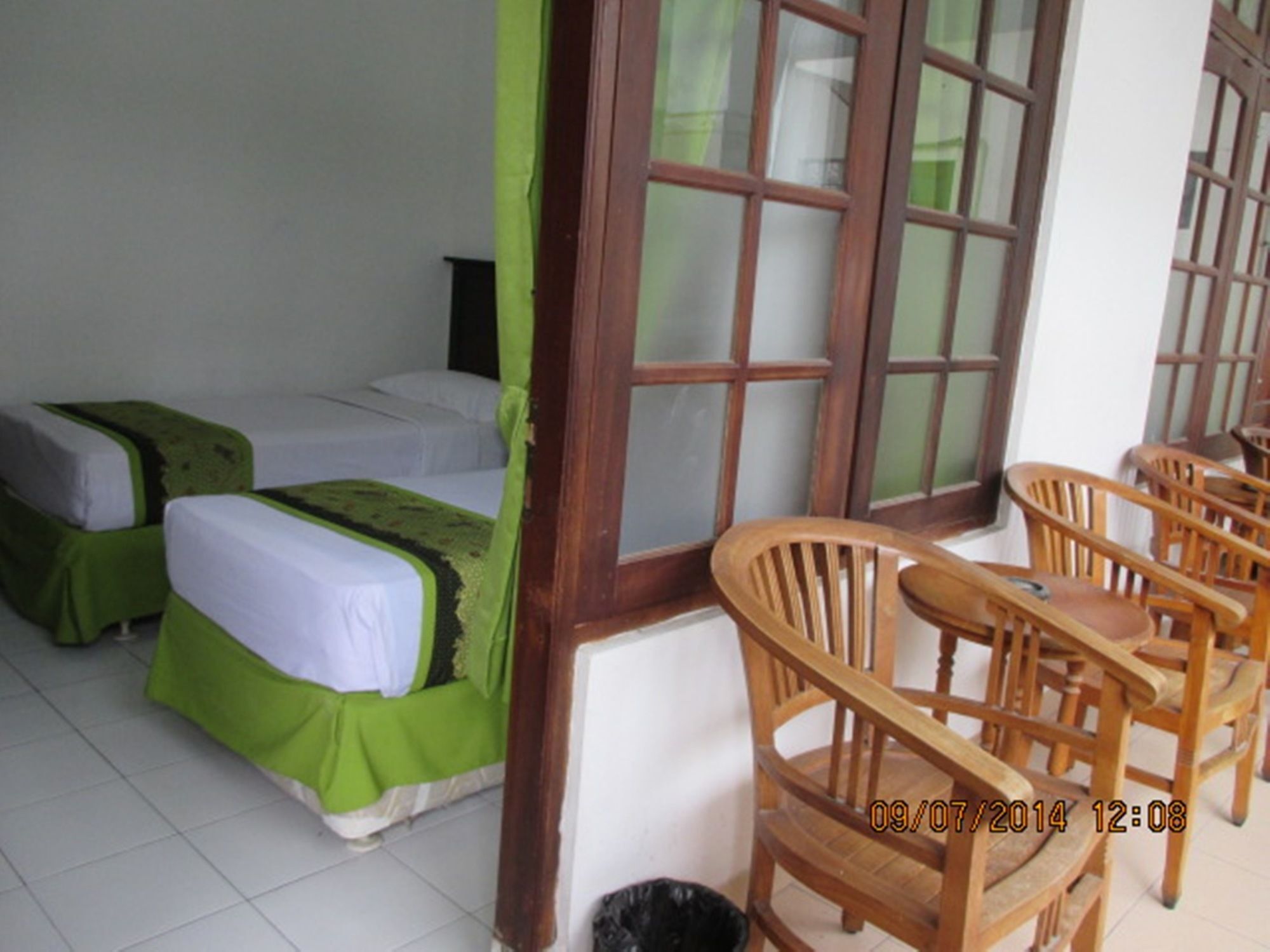 Gloria Amanda Hotel Yogyakarta Exterior photo