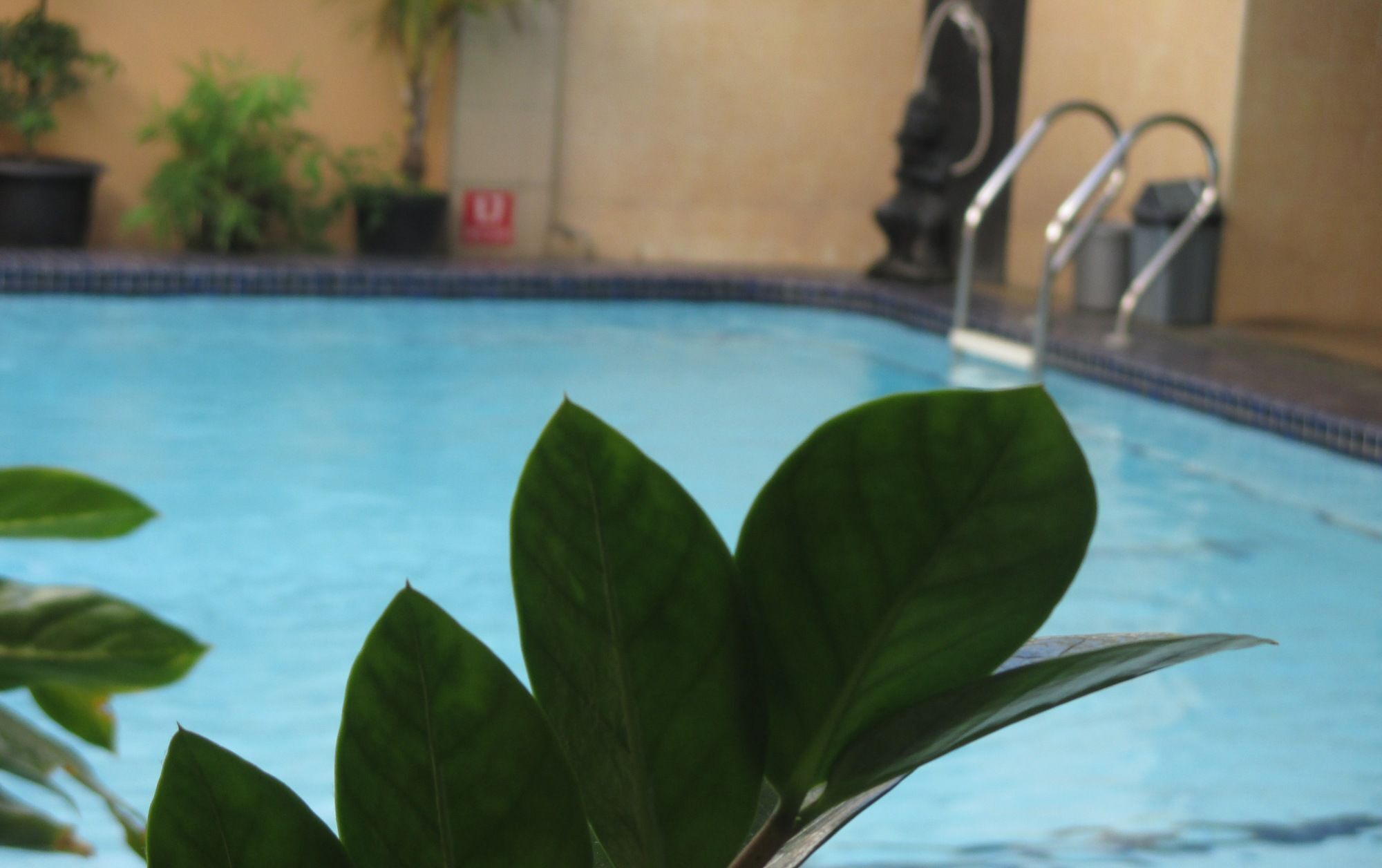 Gloria Amanda Hotel Yogyakarta Exterior photo