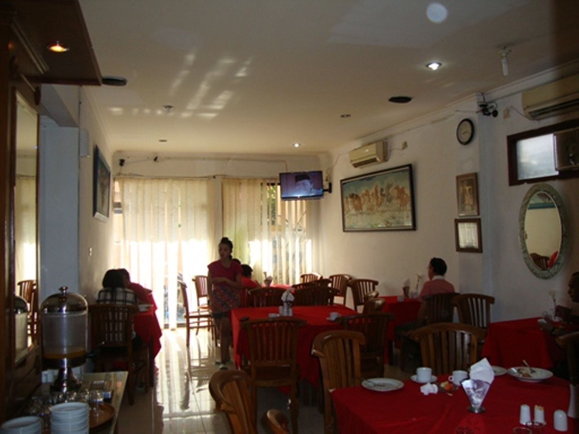 Gloria Amanda Hotel Yogyakarta Exterior photo